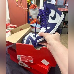 New nike dunk high 7Y or 8 1/2 in women